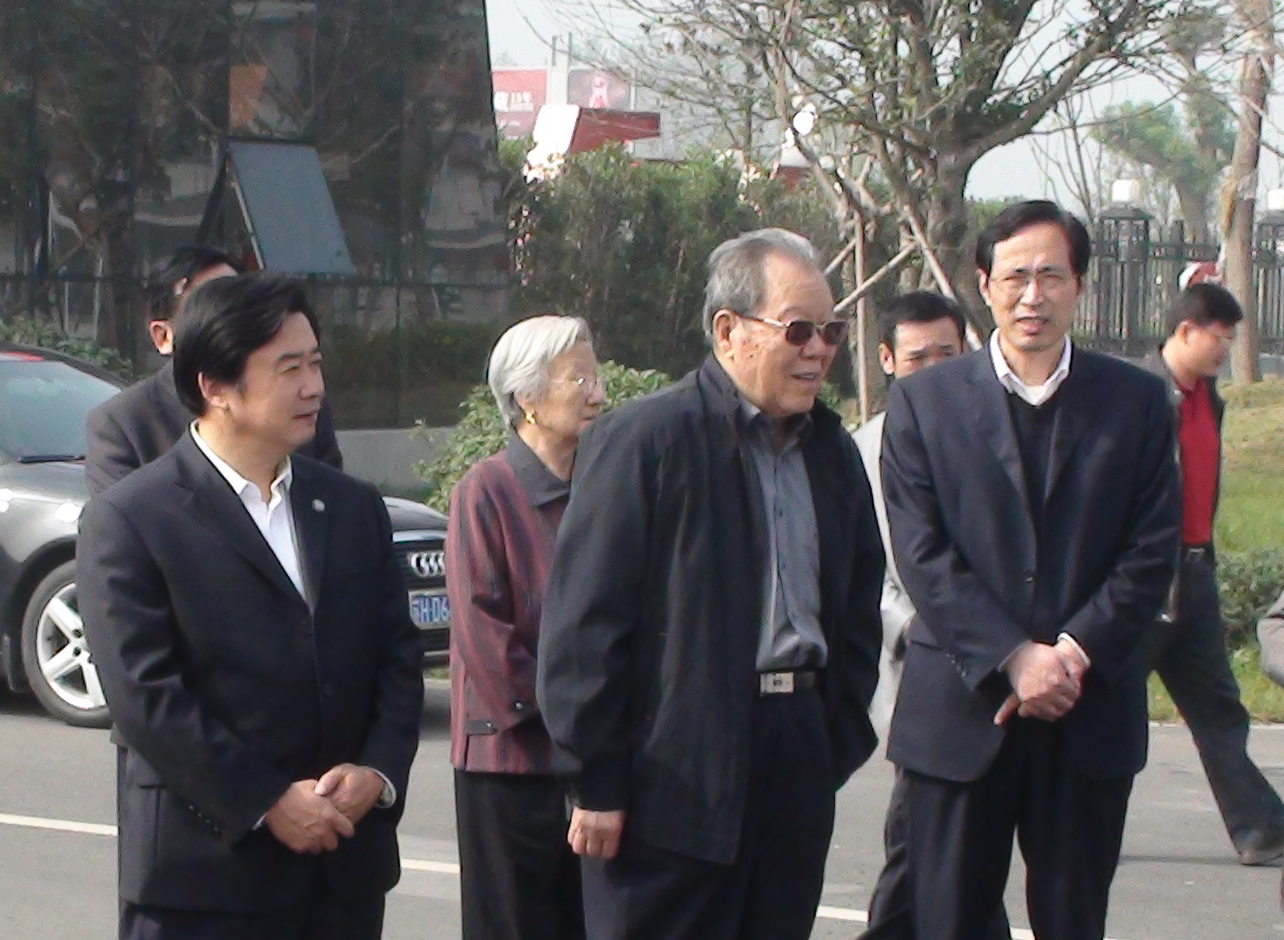 2011年10月14日，中組部原部長張全景視察今世緣。